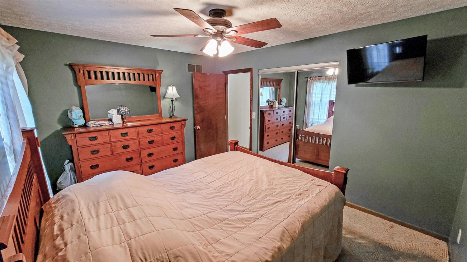 6627 Taylor Road Cincinnati, OH 45248 - Photo 16 of 29