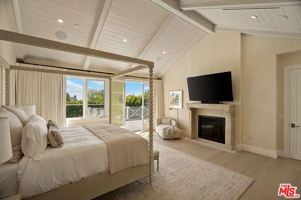 $60,000 | 15000 Altata Drive, Pacific Palisades, CA 90272