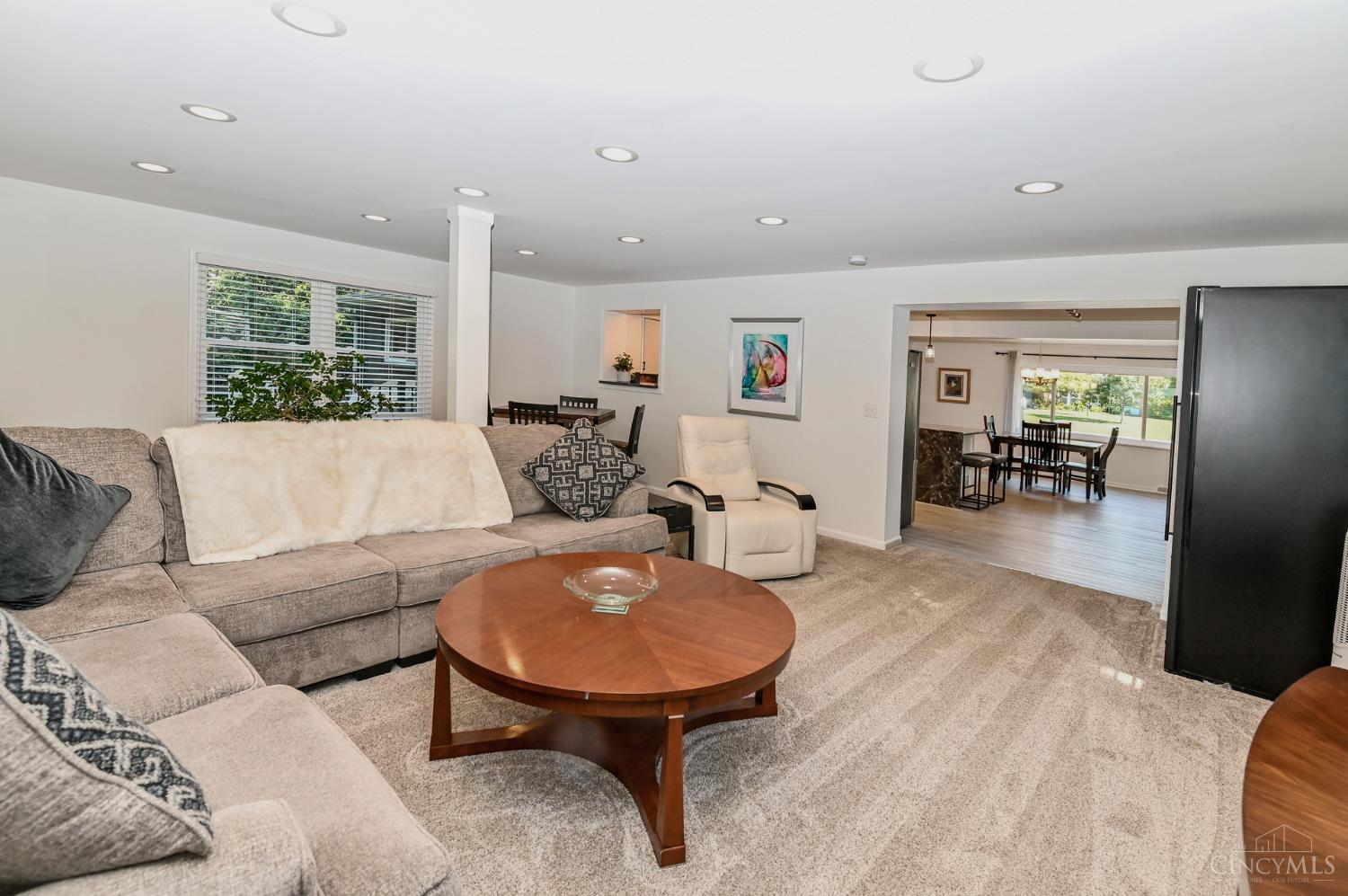 7027 Paddison Road Cincinnati, OH 45230 - Photo 16 of 55 Gallery Image 16