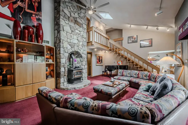 $645,000 | 33 Morgan Hollow Way, Landenberg, PA 19350