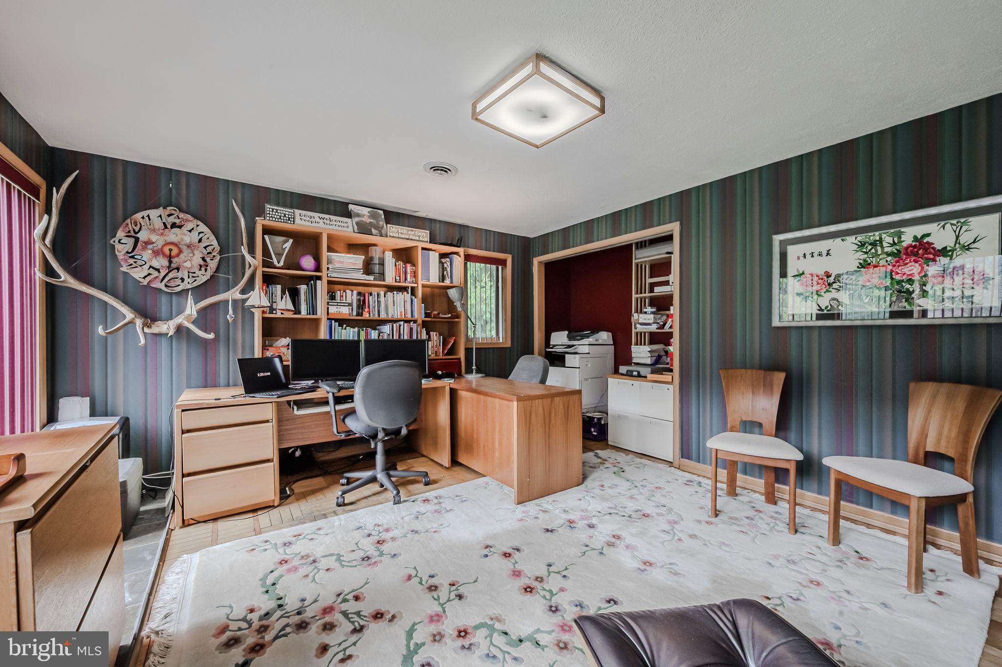 33 Morgan Hollow Way Landenberg, PA 19350 - Photo 21 of 60 There's an area carpet here but....