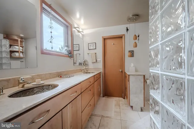 $645,000 | 33 Morgan Hollow Way, Landenberg, PA 19350