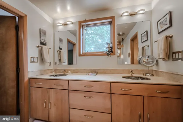 $645,000 | 33 Morgan Hollow Way, Landenberg, PA 19350