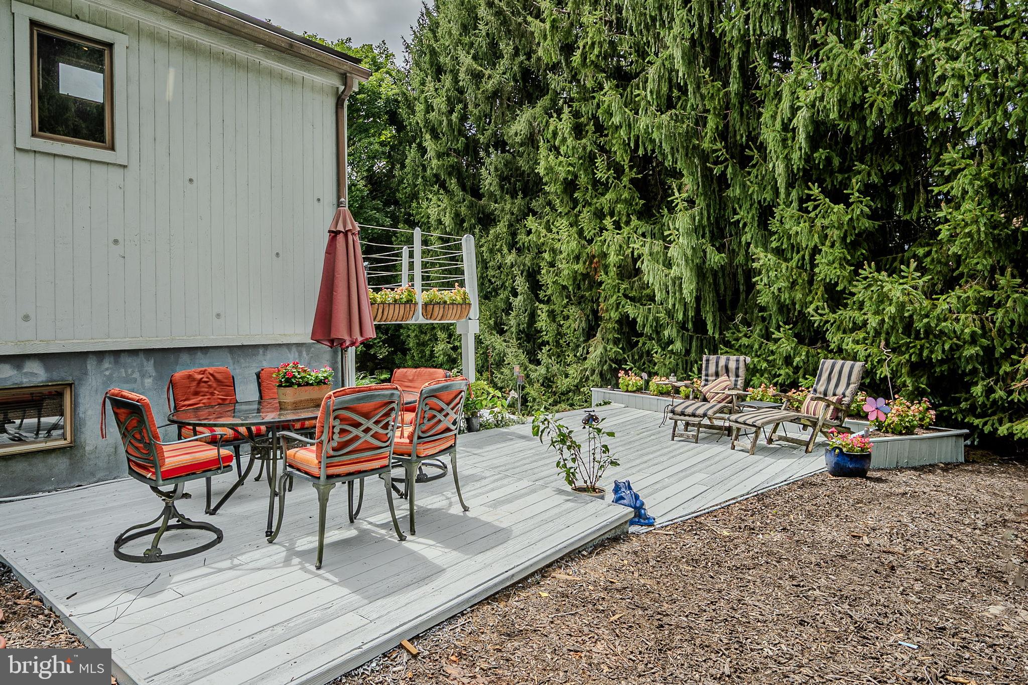 33 Morgan Hollow Way Landenberg, PA 19350 - Photo 54 of 60 Back ground level deck is private and spacious!