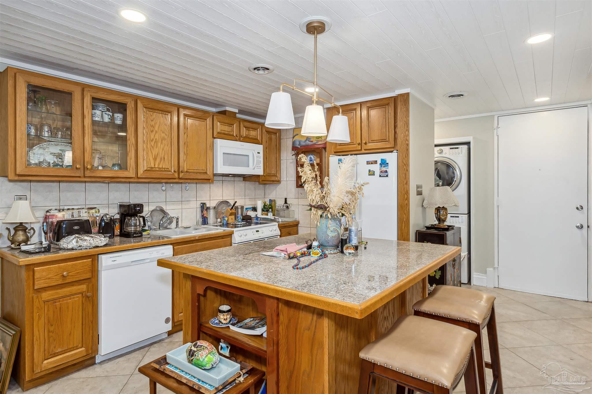 201 Pensacola Beach Road, Unit A24 Gulf Breeze, FL 32561 - Photo 12 of 35