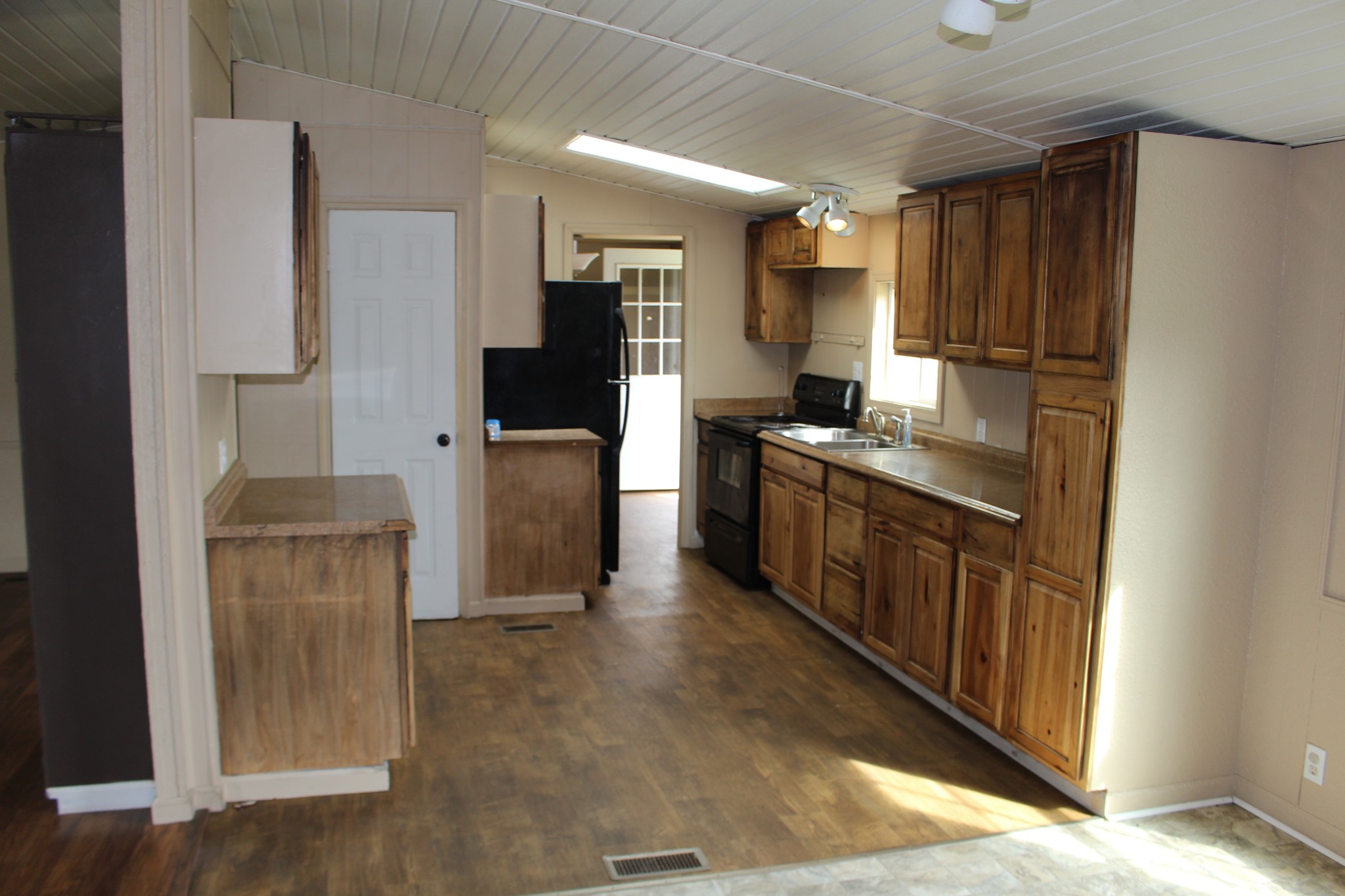 682 Wimbley Road Estill Springs, TN 37330 - Photo 8 of 29 Gallery Image 8