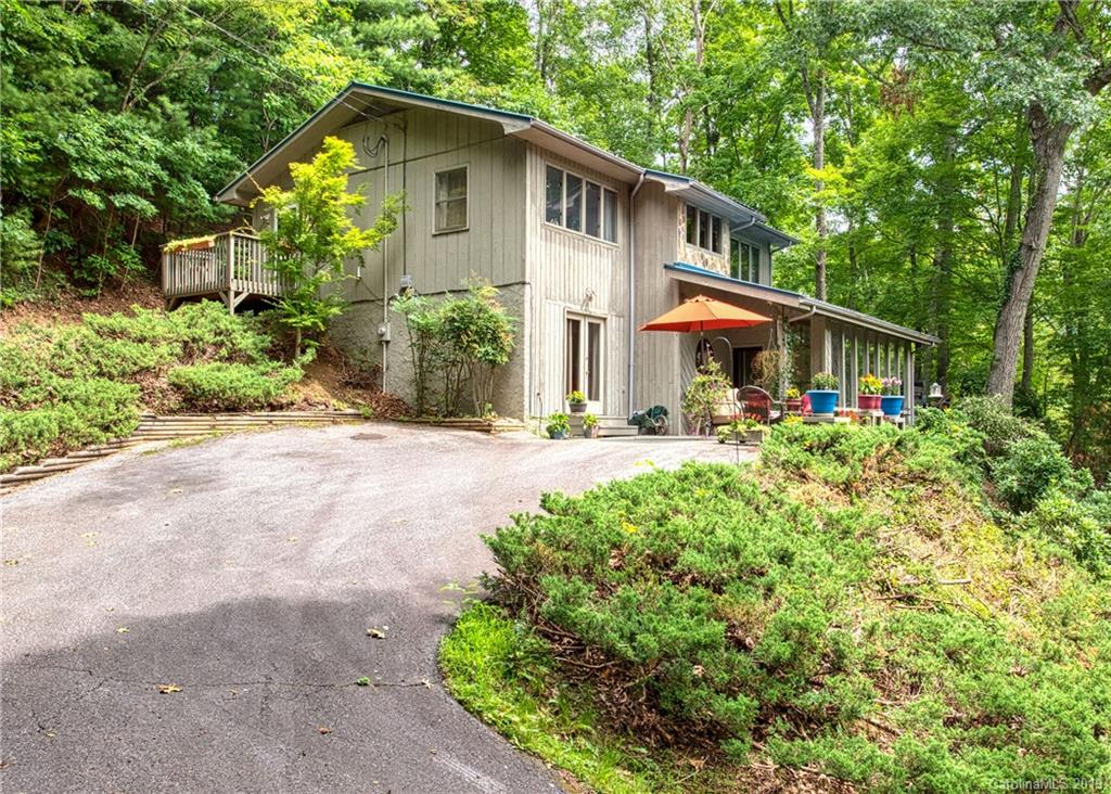822 Camp Branch Road Waynesville, NC 28786 - Photo 1 of 36 Gallery Image 1