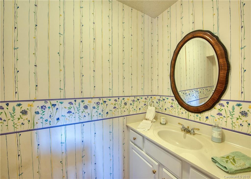 822 Camp Branch Road Waynesville, NC 28786 - Photo 19 of 36 Gallery Image 19