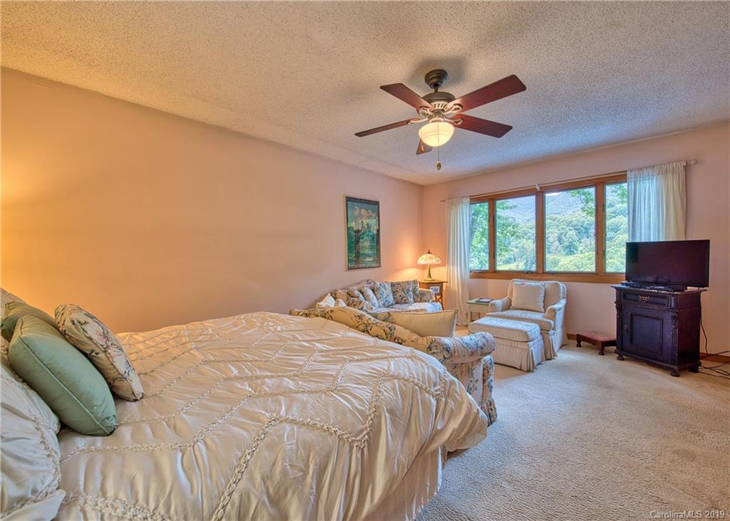 822 Camp Branch Road Waynesville, NC 28786 - Photo 27 of 36 Gallery Image 27