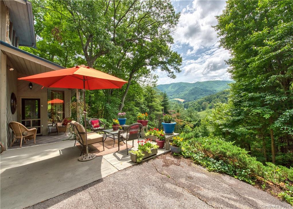 822 Camp Branch Road Waynesville, NC 28786 - Photo 4 of 36 Gallery Image 4