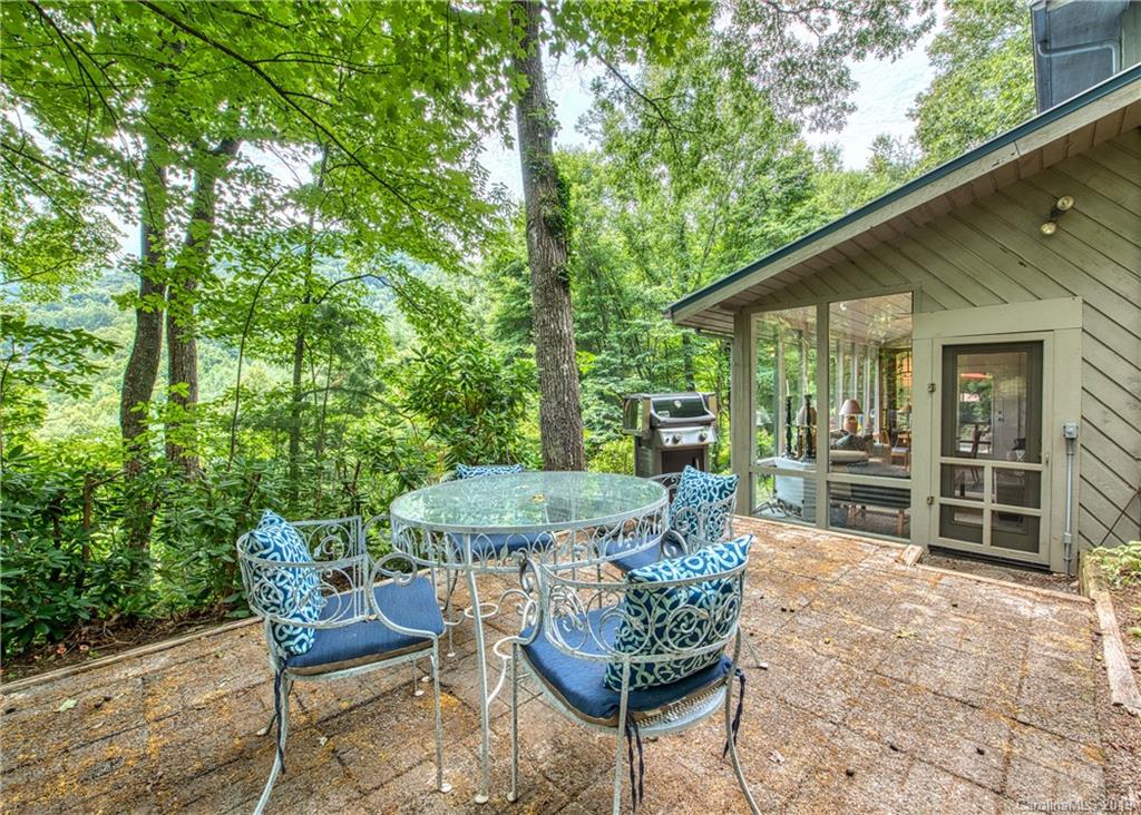 822 Camp Branch Road Waynesville, NC 28786 - Photo 6 of 36 Gallery Image 6