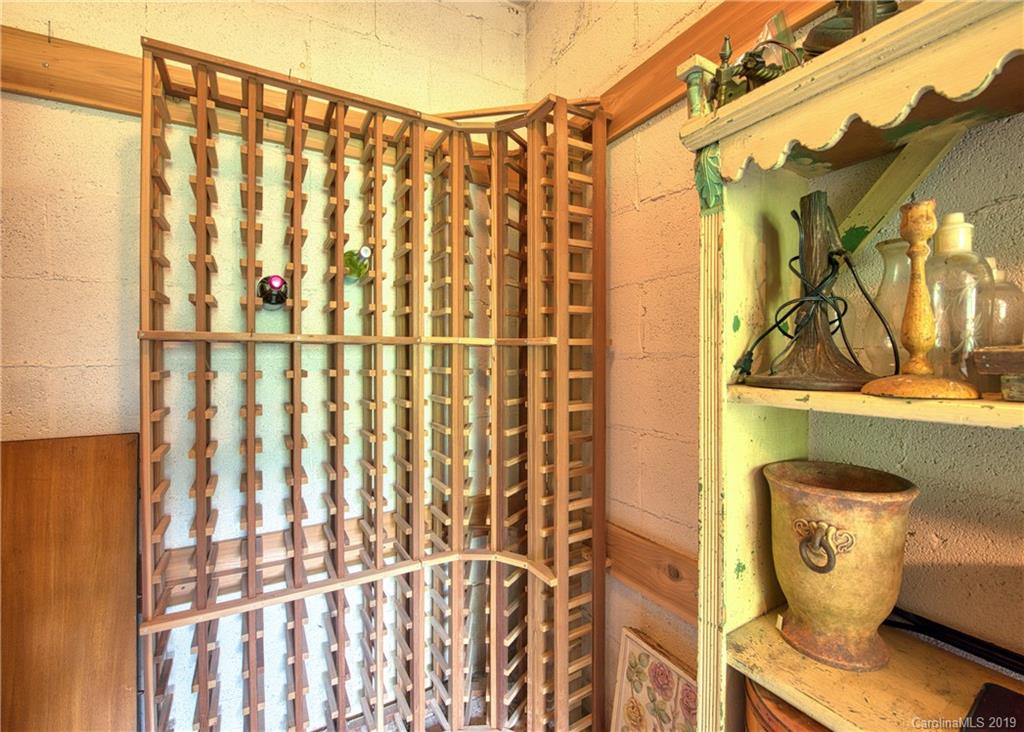 822 Camp Branch Road Waynesville, NC 28786 - Photo 7 of 36 Gallery Image 7