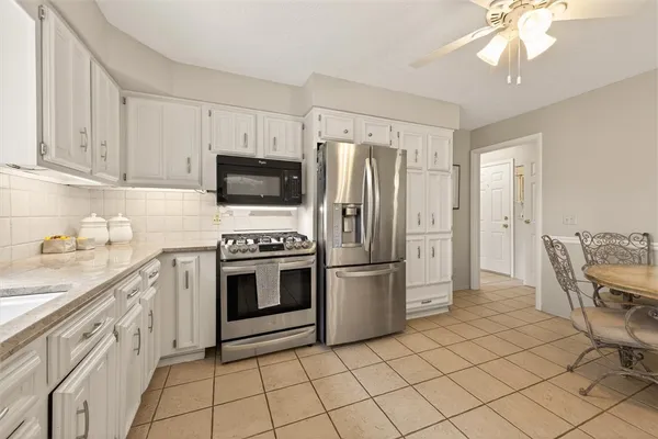 $319,900 | 66 Rick Edge Circle, Irondequoit, NY 14609