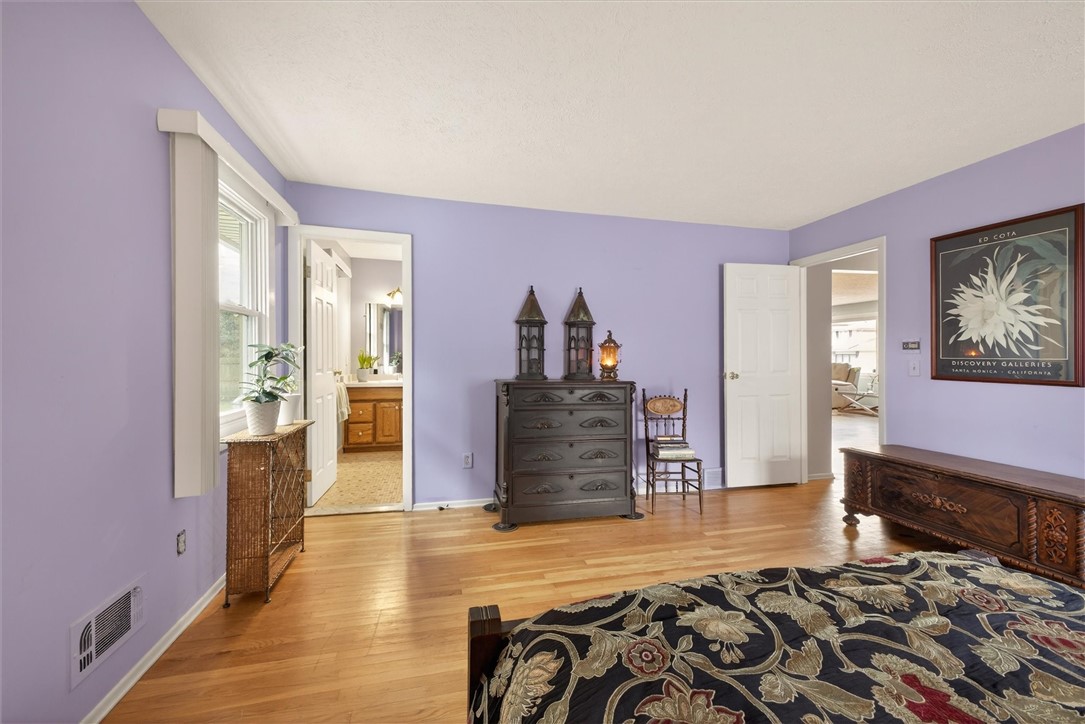 66 Rick Edge Circle Irondequoit, NY 14609 - Photo 16 of 42 Primary