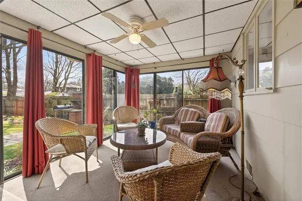 $319,900 | 66 Rick Edge Circle, Irondequoit, NY 14609