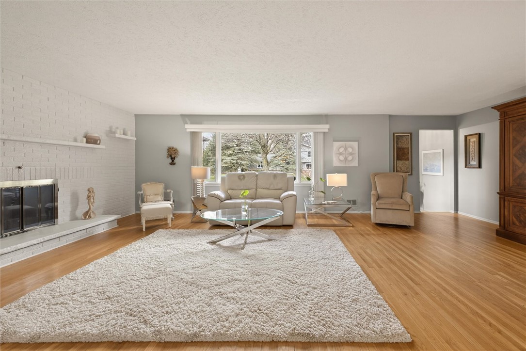 66 Rick Edge Circle Irondequoit, NY 14609 - Photo 6 of 42 Living room