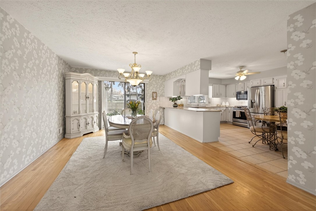 66 Rick Edge Circle Irondequoit, NY 14609 - Photo 7 of 42 Dining room