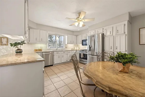 $319,900 | 66 Rick Edge Circle, Irondequoit, NY 14609