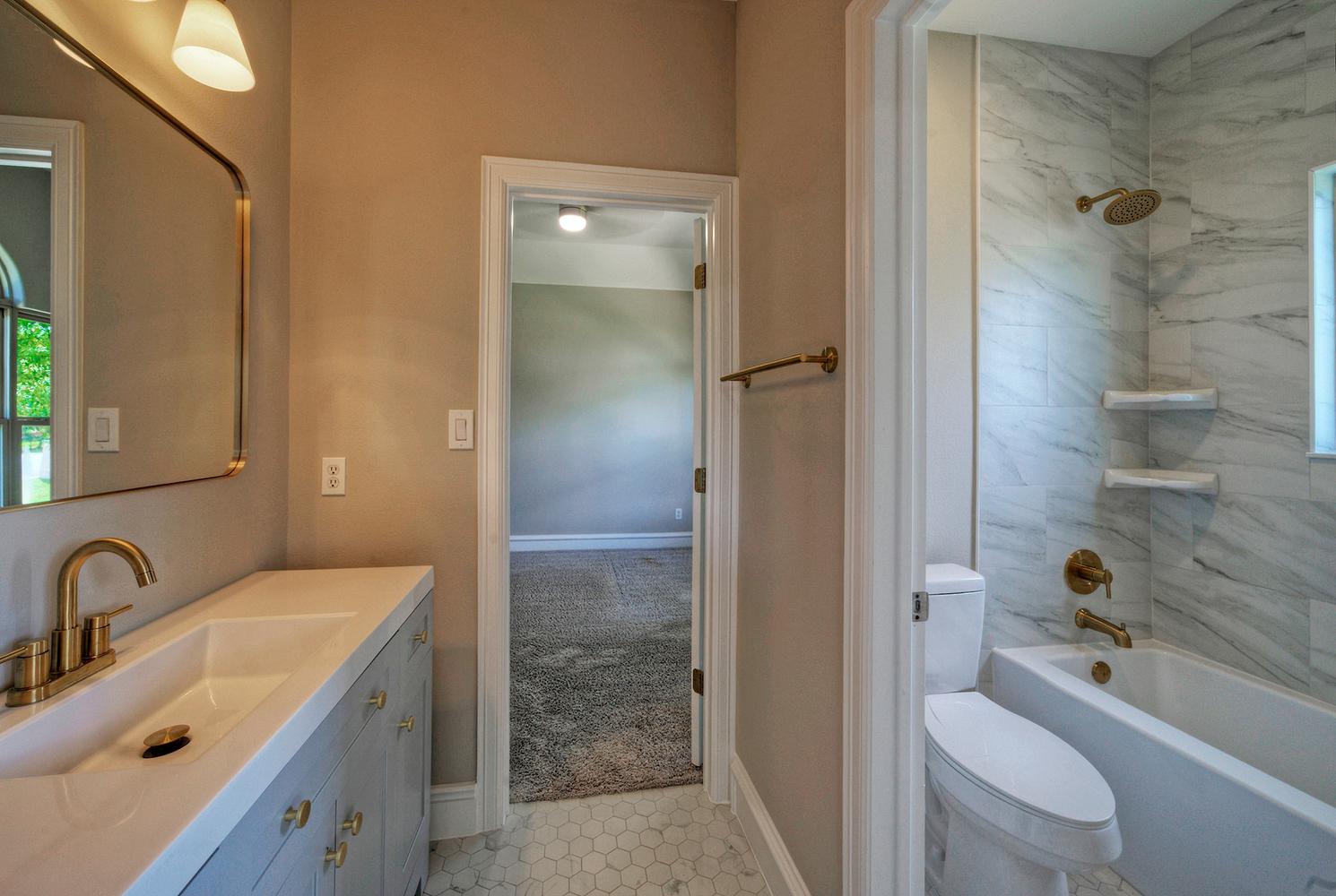 12012 Uplands Ridge Drive Bee Cave, TX 78738 - Photo 28 of 39