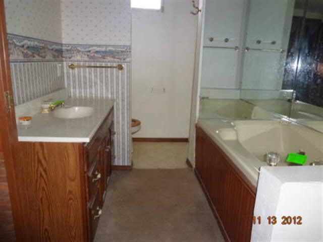4139 Vistula Road Mishawaka, IN 46544 - Photo 11 of 14 Gallery Image 11