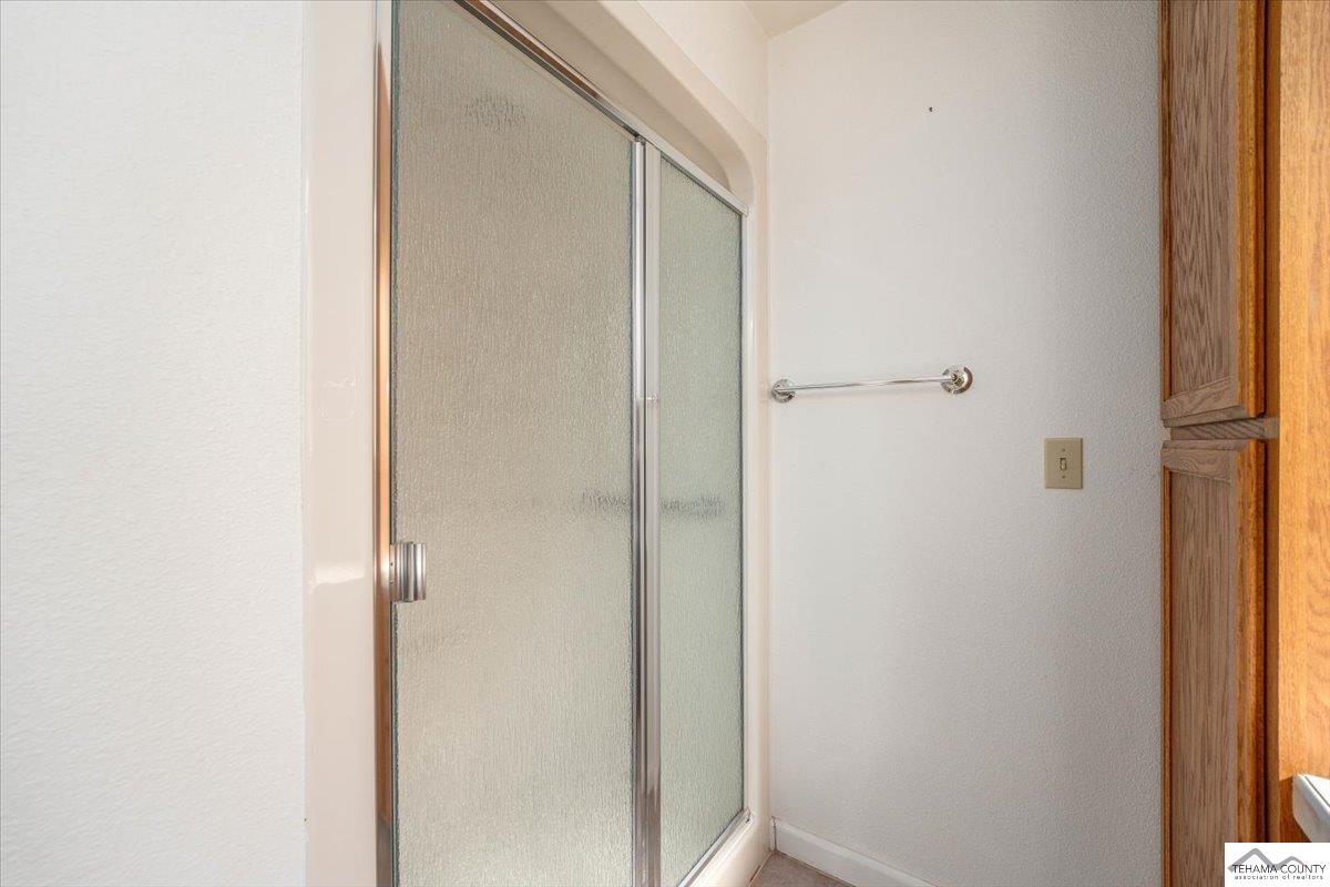 19950 Red Bank Road Red Bluff, CA 96080 - Photo 26 of 69 a view of a bathroom