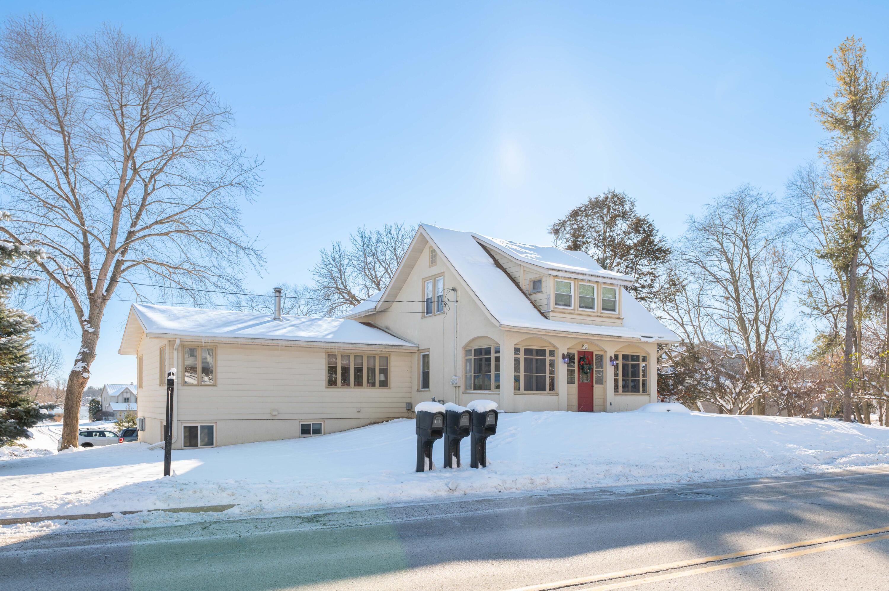 W304N2426 Maple Avenue Delafield, WI 53072 - Photo 35 of 47 Maple Ave - Pewaukee Lake