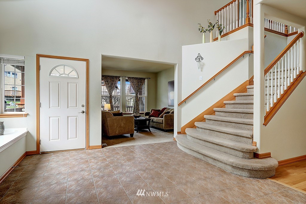 2122 241st Street Southwest Bothell, WA 98021 - Photo 3 of 23