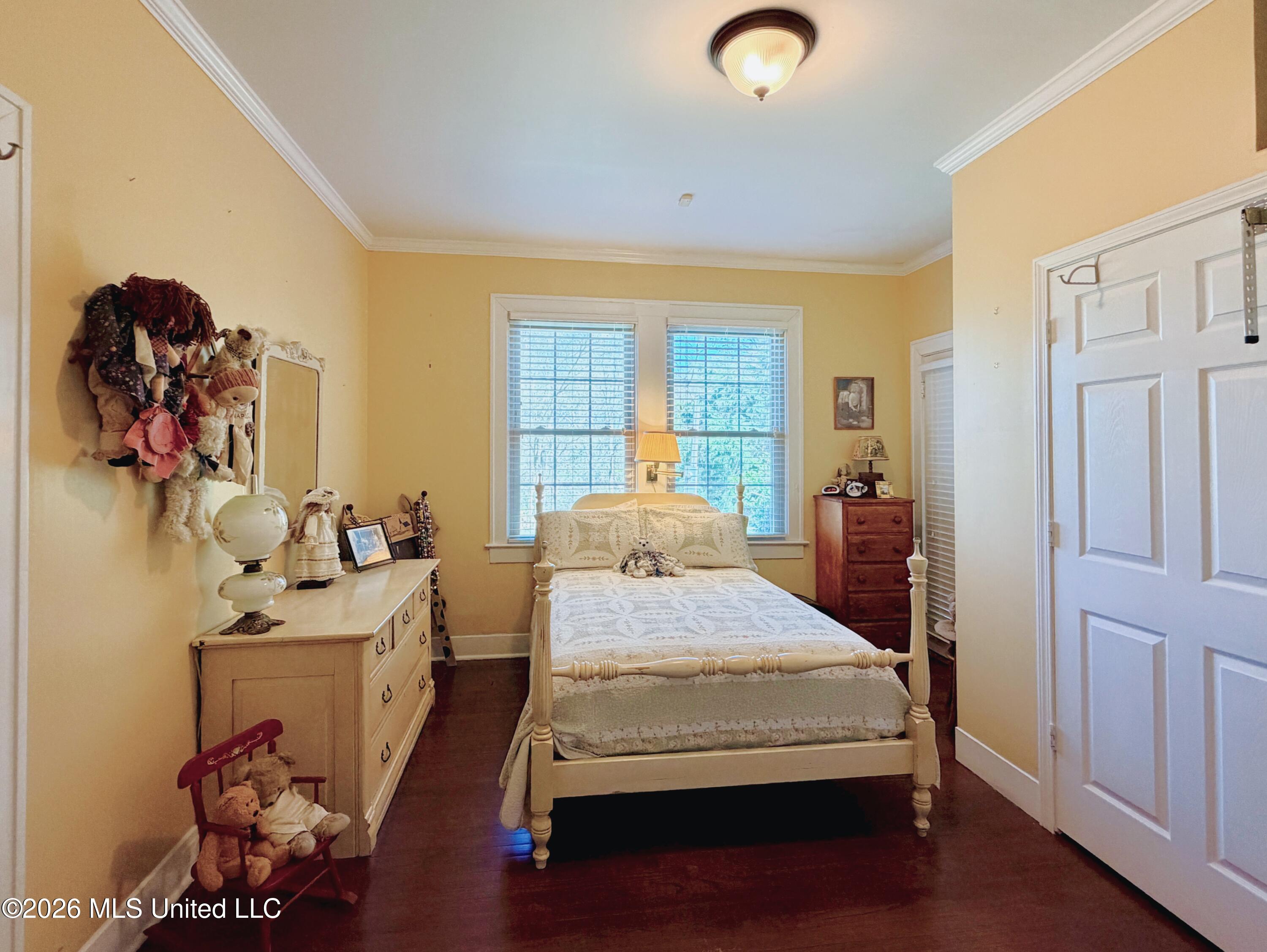 78 Government Fleet Road Natchez, MS 39120 - Photo 20 of 34 78 Government Bedroom Yellow