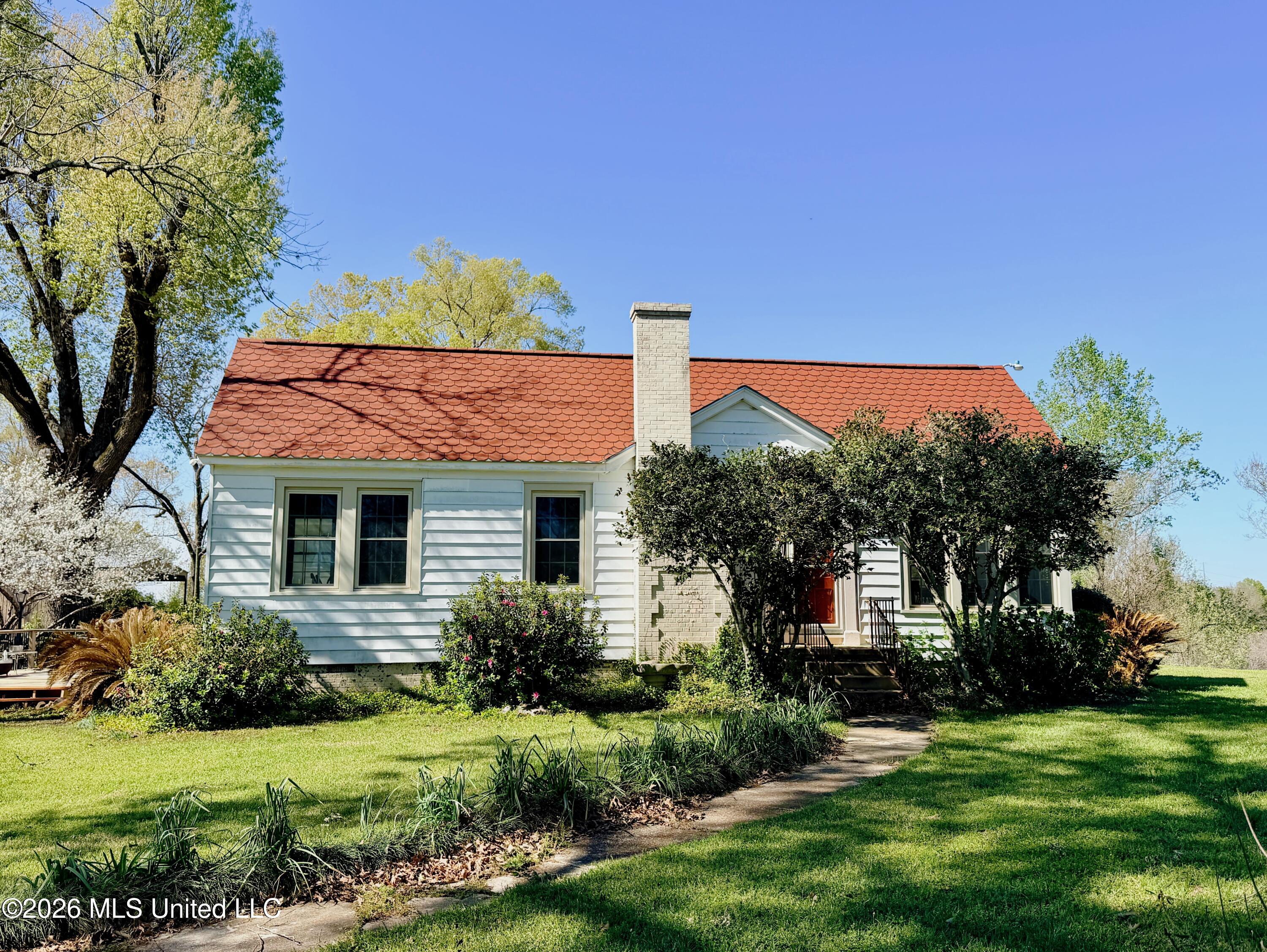 78 Government Fleet Road Natchez, MS 39120 - Photo 2 of 34 78 Government Front View House