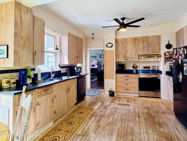 $525,000 | 78 Government Fleet Road, Natchez, MS 39120