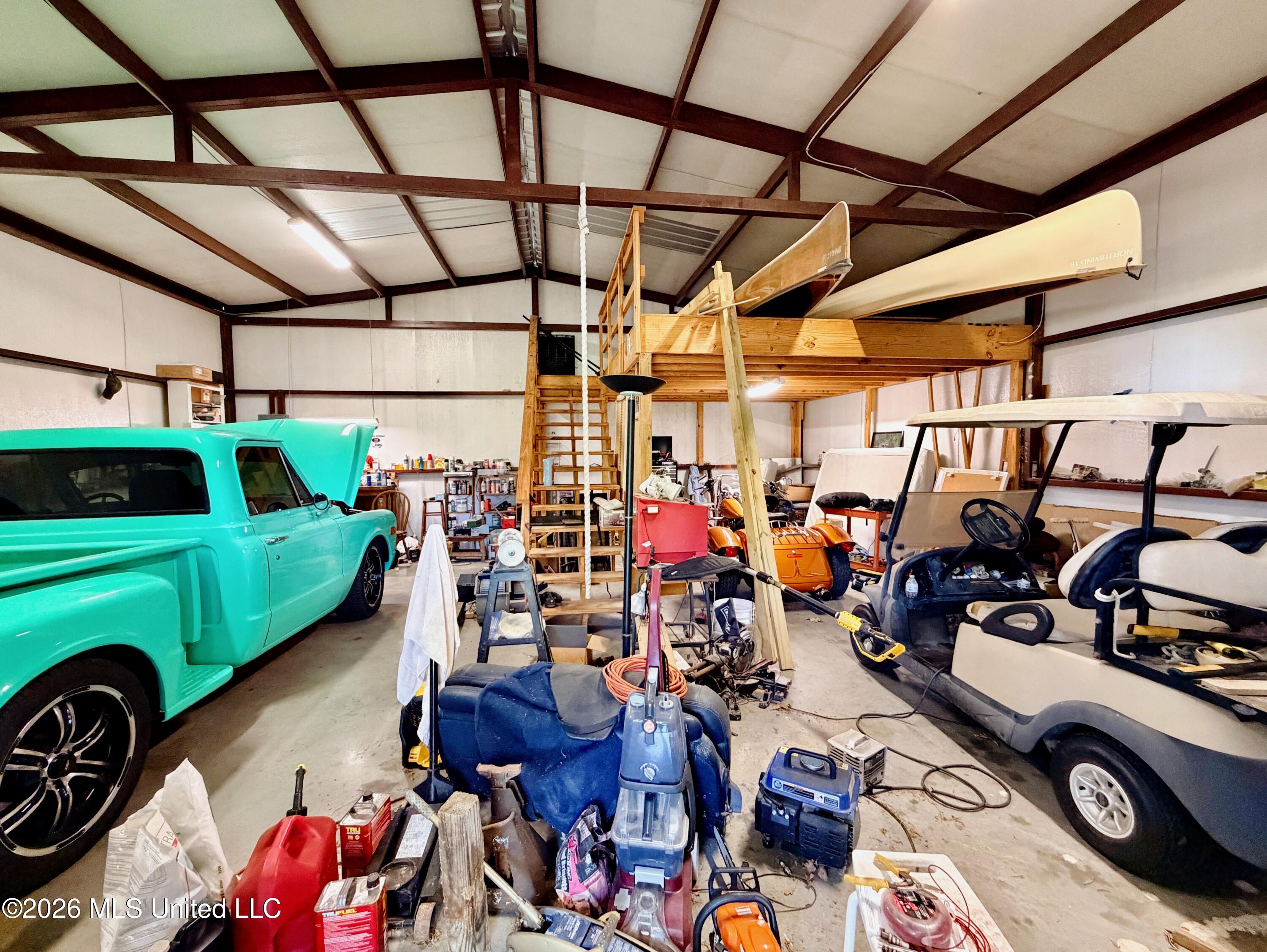 78 Government Fleet Road Natchez, MS 39120 - Photo 28 of 59 78 Government Shop Interior