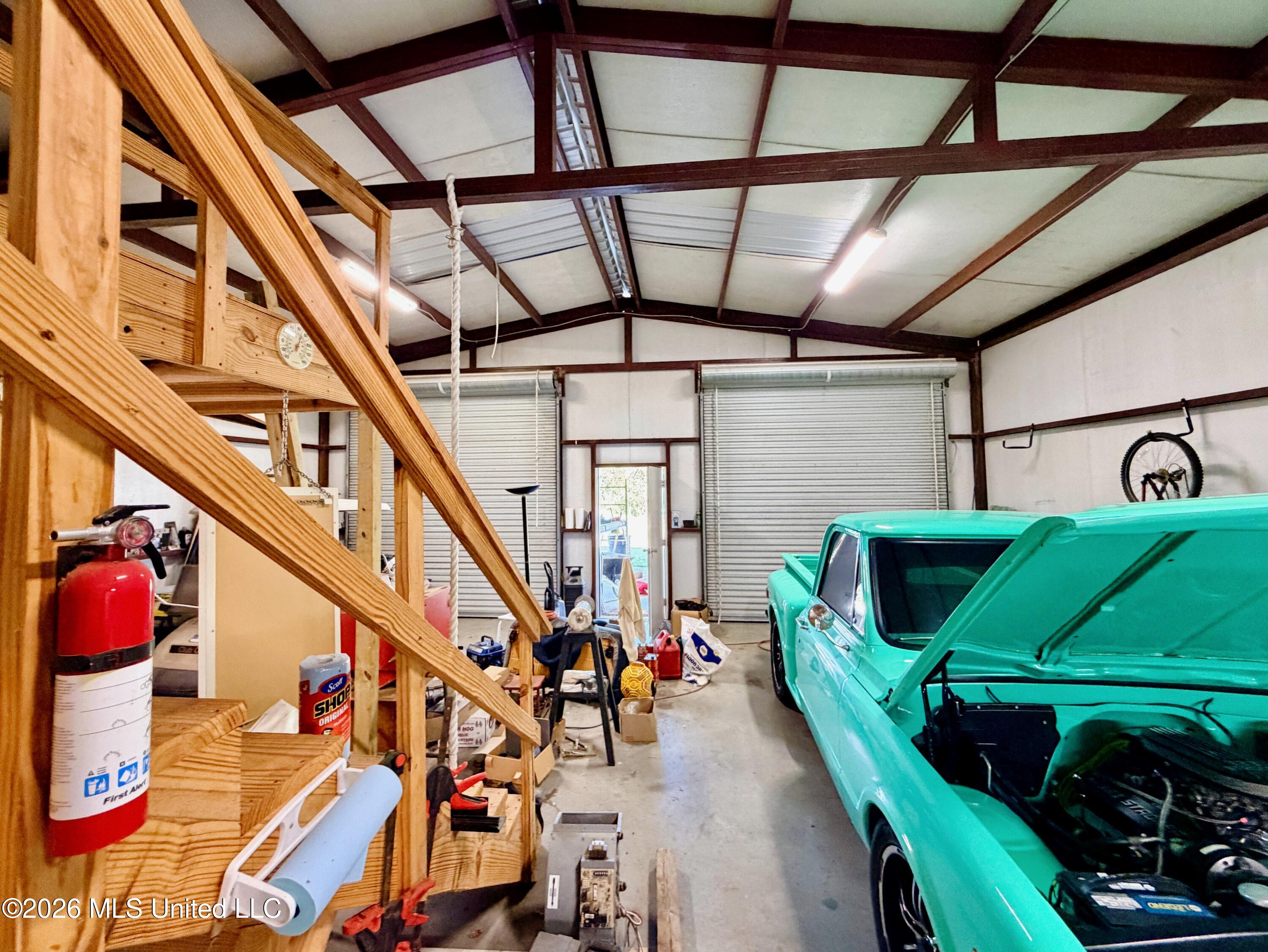 78 Government Fleet Road Natchez, MS 39120 - Photo 28 of 34 78 Government Shop Interior 2