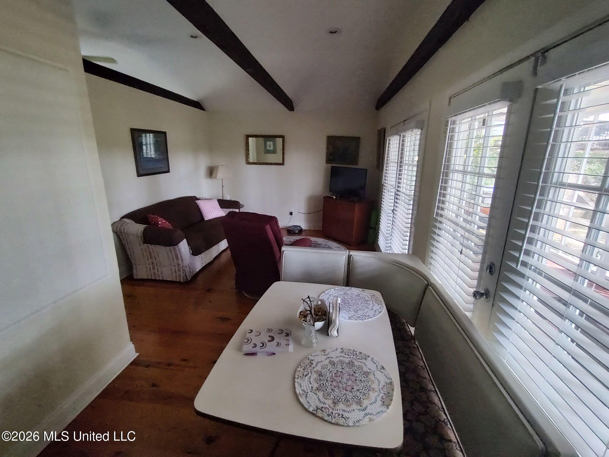 78 Government Fleet Road Natchez, MS 39120 - Photo 57 of 59 78 GOVERNMENT FLEET ROAD COTTAGE DINING