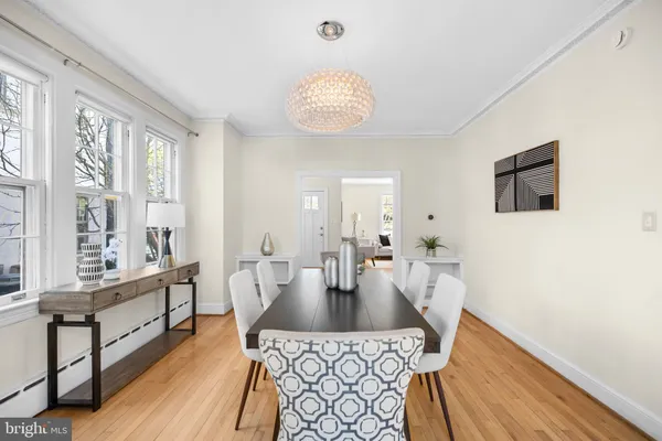 $1,475,000 | 2927 Cathedral Avenue Northwest, Washington, DC 20008