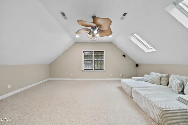 a picture of a room