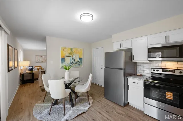 $320,000 | 1615 Blueberry Drive, Imperial, MO 63052