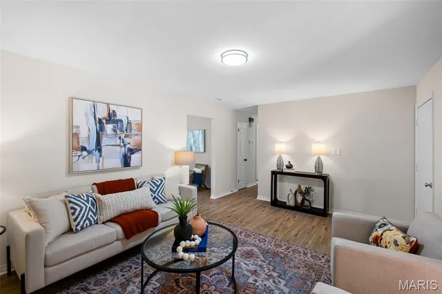 $320,000 | 1615 Blueberry Drive, Imperial, MO 63052