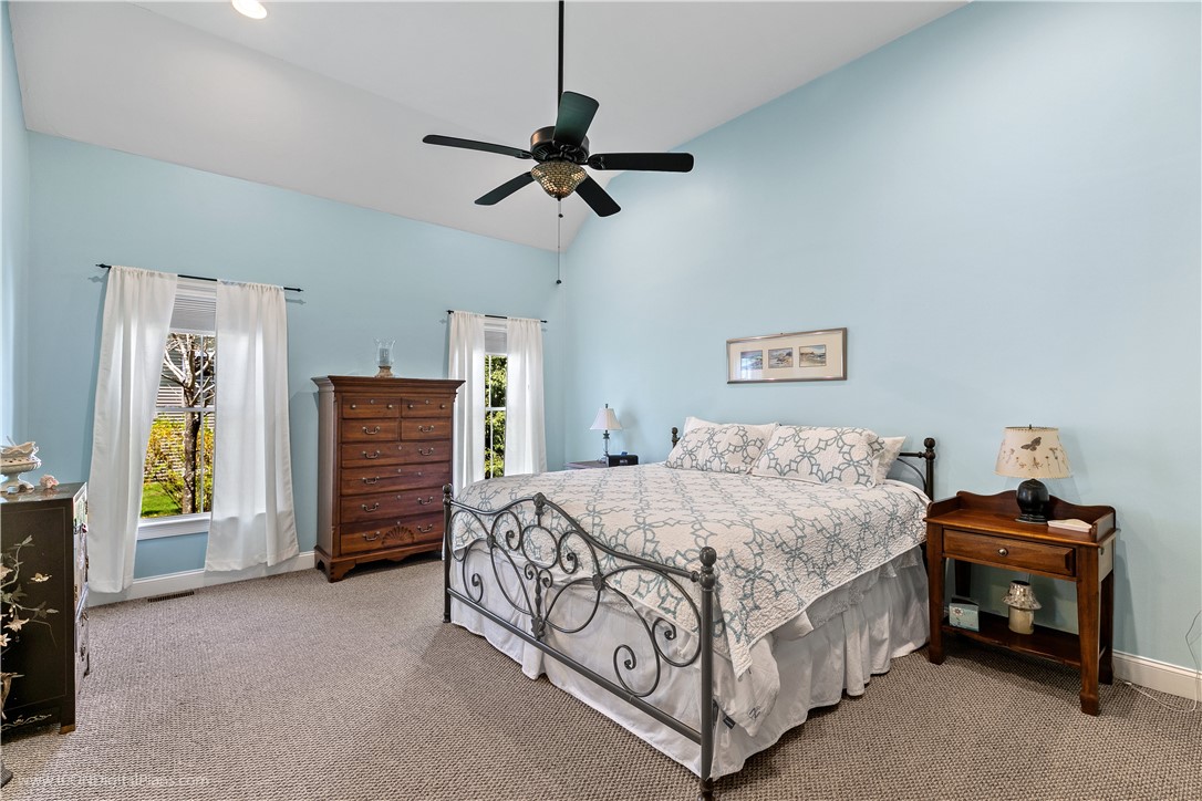 21 Winterberry Way Norfolk, MA 02056 - Photo 17 of 48 Gallery Image 17