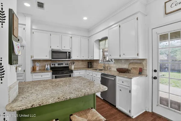 $245,000 | 614 Spencer Drive, Brandon, MS 39042