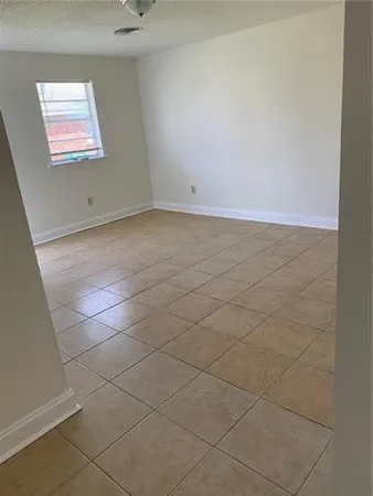 $900 | 2809 Bryant Street, Unit B, Metairie, LA 70003