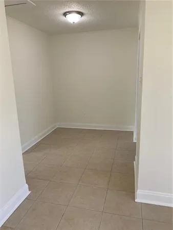 $900 | 2809 Bryant Street, Unit B, Metairie, LA 70003