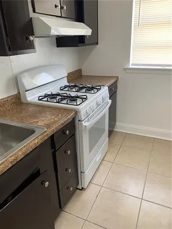 $900 | 2809 Bryant Street, Unit B, Metairie, LA 70003
