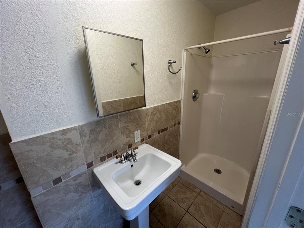 314 3rd Avenue Southwest Largo, FL 33770 - Photo 13 of 37