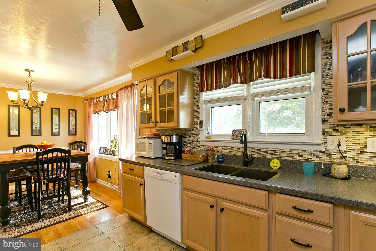 200 Ridge Road Winchester, VA 22602 - Photo 3 of 30 Kitchen