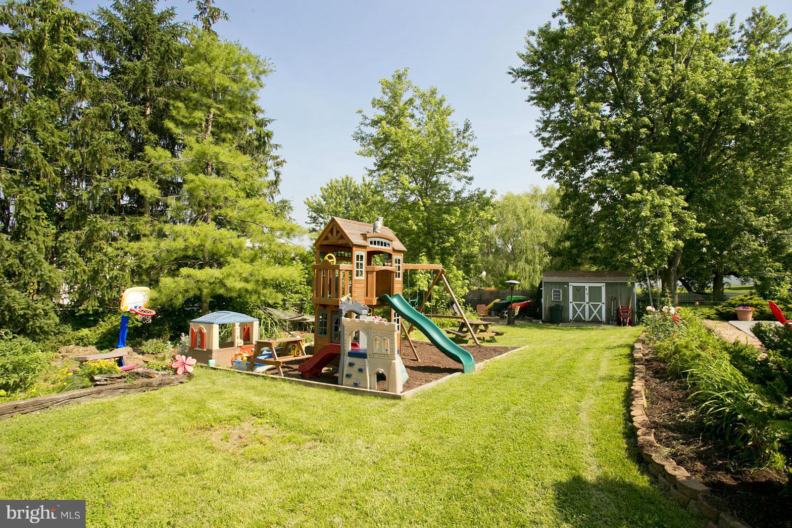 200 Ridge Road Winchester, VA 22602 - Photo 24 of 30 Exterior (Rear)