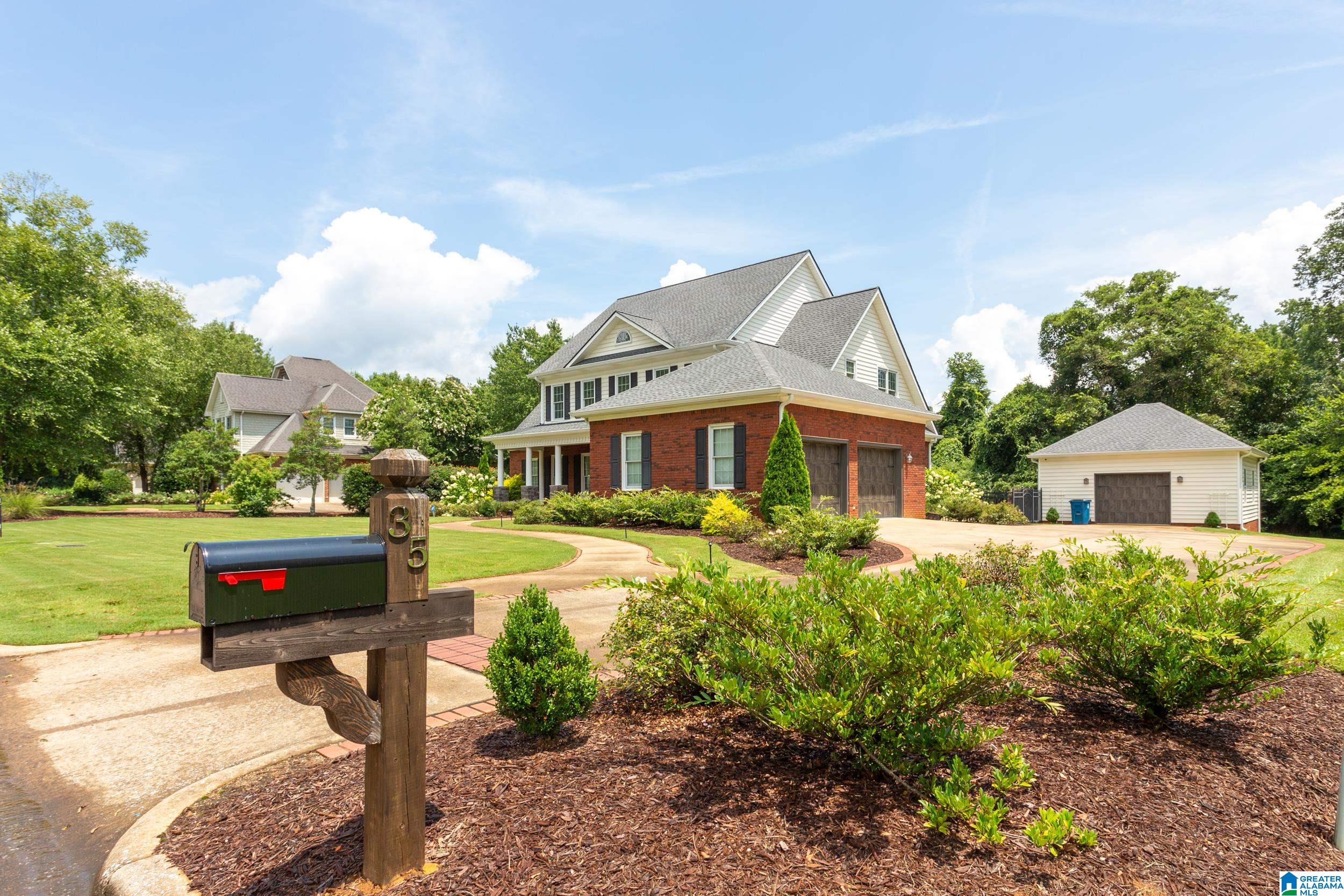 35 Edgefield Way Anniston, AL 36207 - Photo 3 of 47