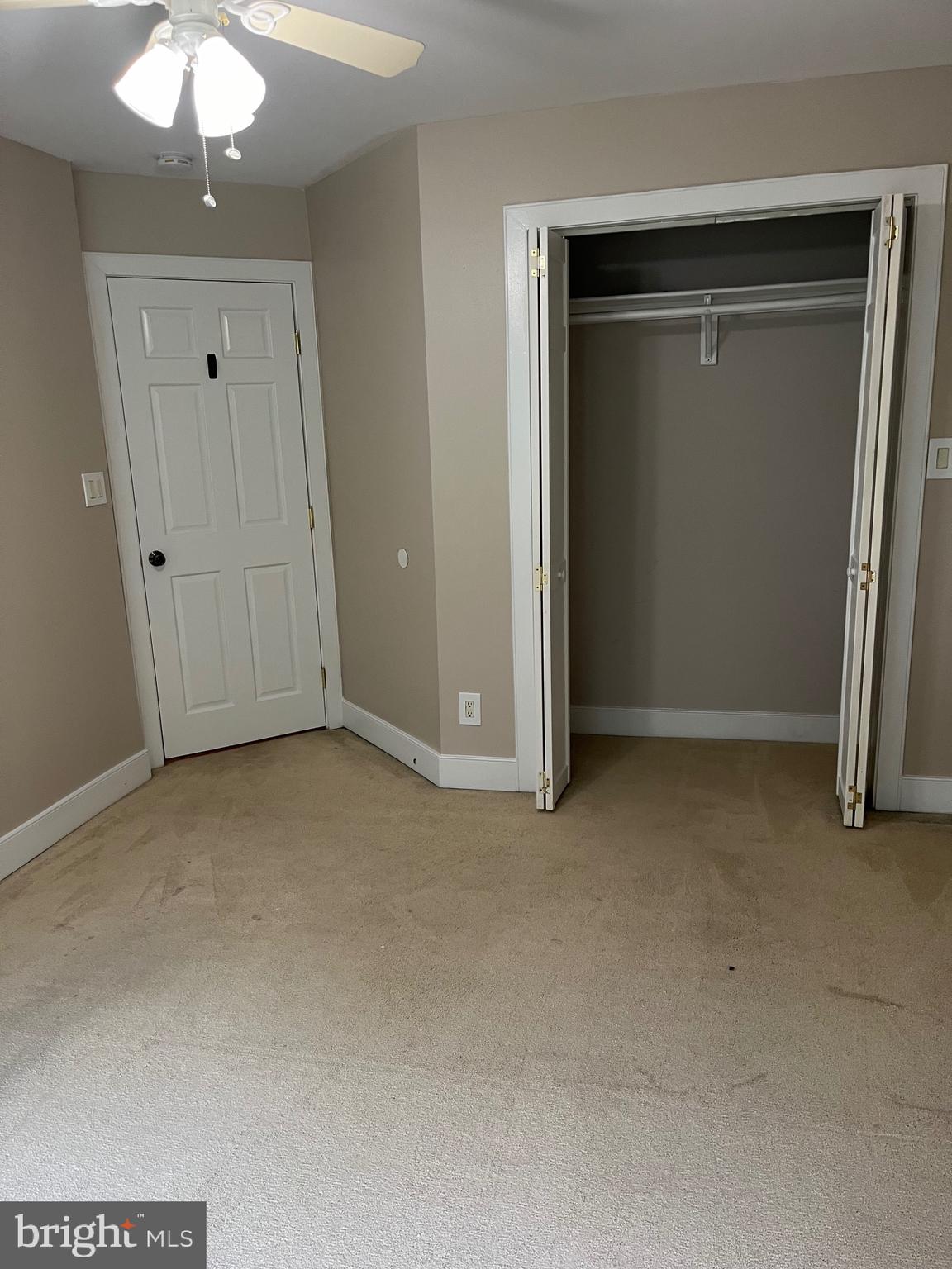 7814 Ridgewood Drive Annandale, VA 22003 - Photo 12 of 51