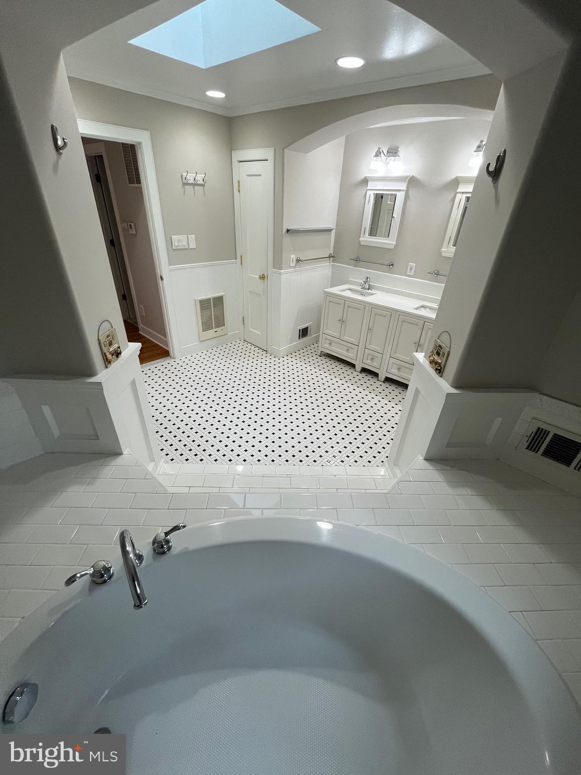 7814 Ridgewood Drive Annandale, VA 22003 - Photo 21 of 51