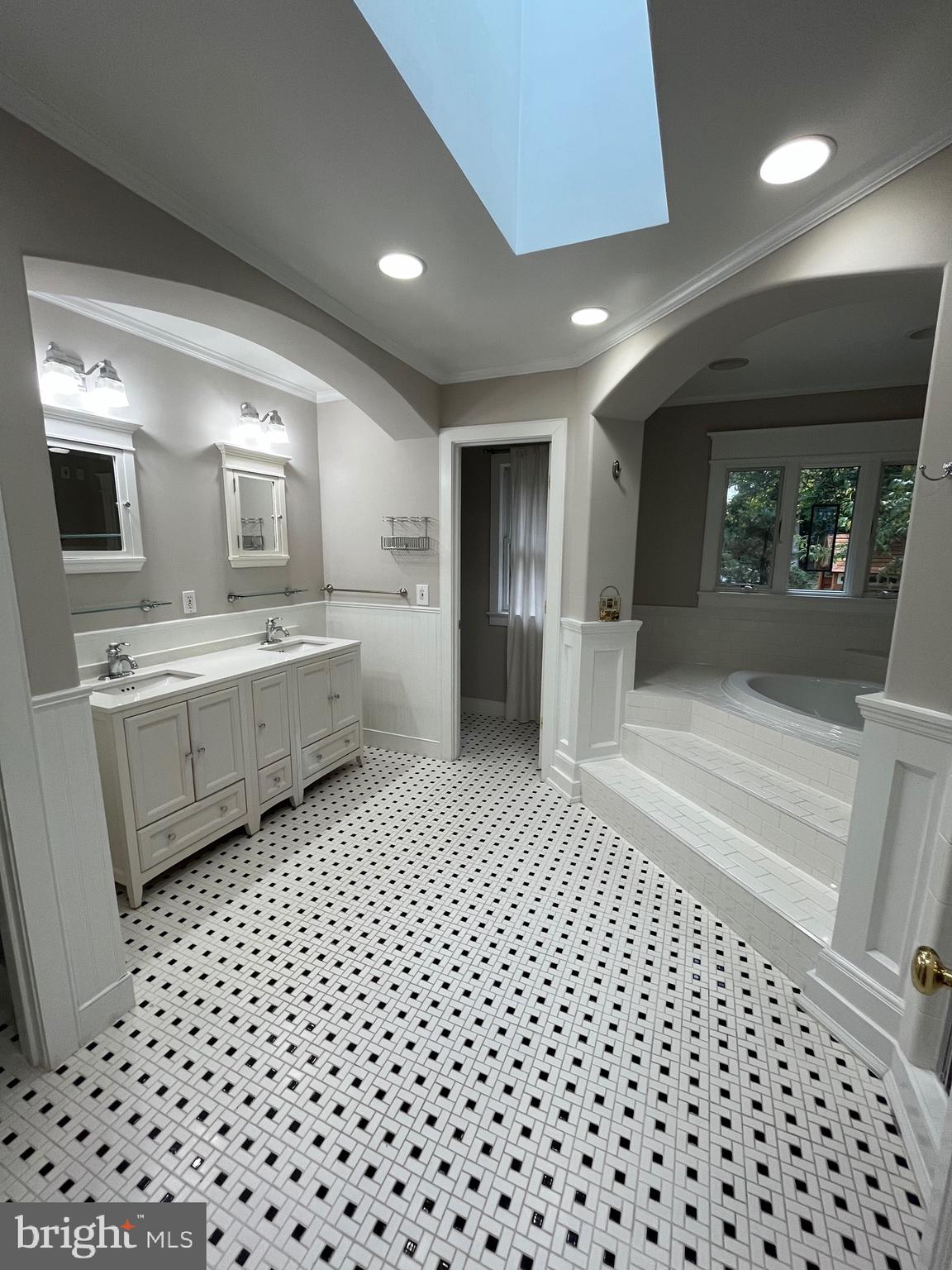 7814 Ridgewood Drive Annandale, VA 22003 - Photo 23 of 51