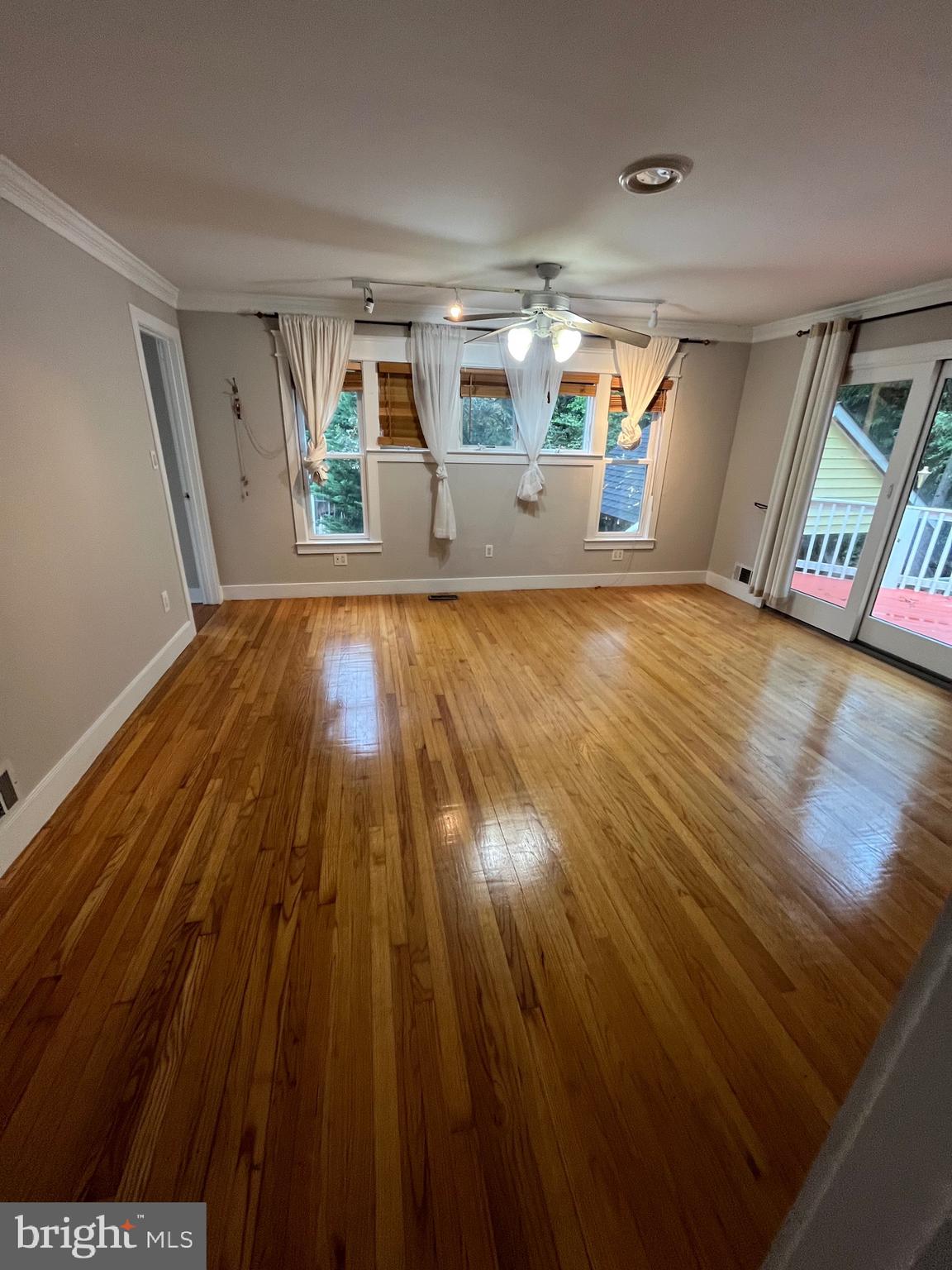 7814 Ridgewood Drive Annandale, VA 22003 - Photo 24 of 51